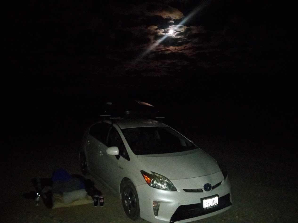 summer-2025-prius-under-moon